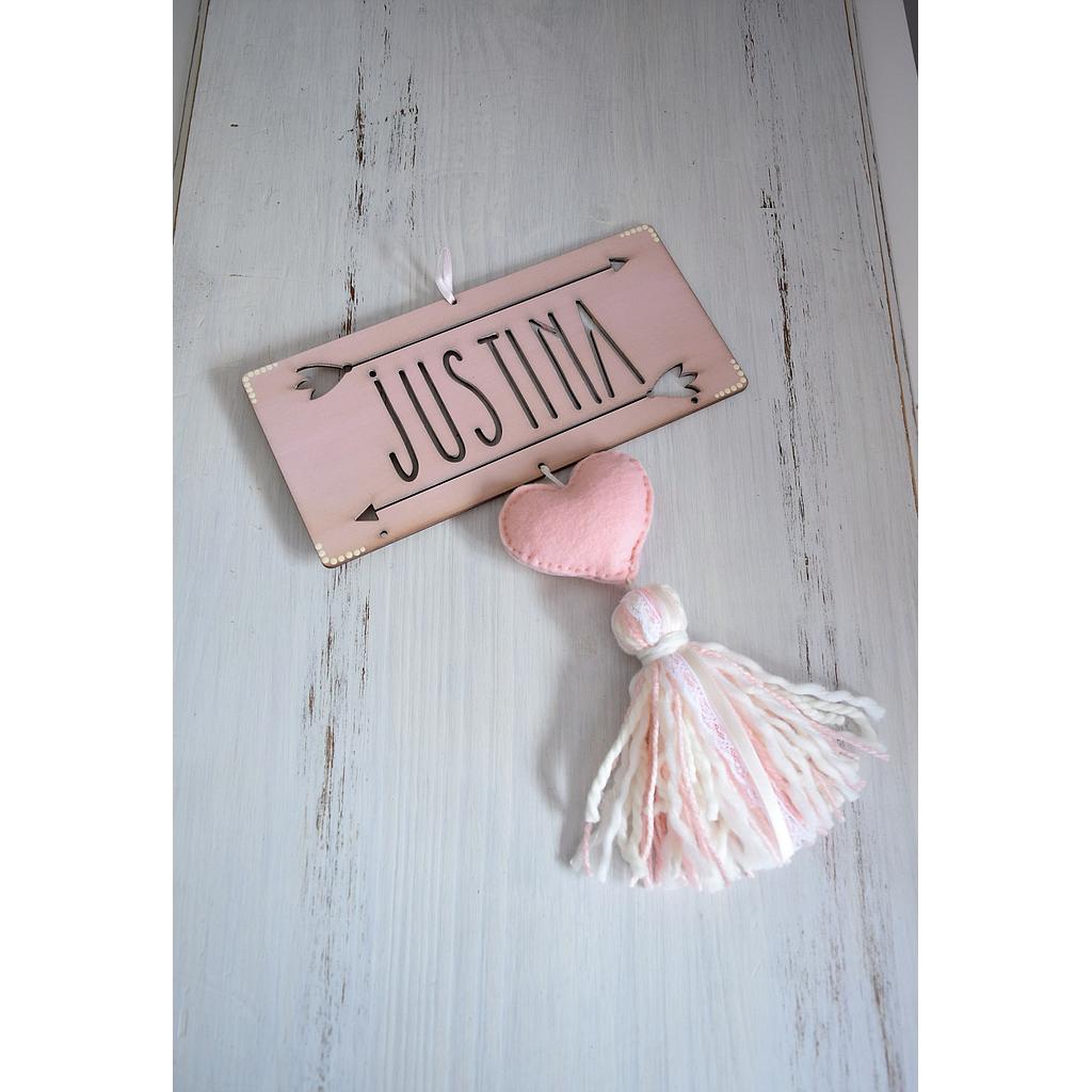 Justina en rosa pastel y blanco